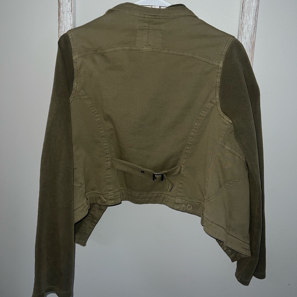 Jacket - Picture 2 of 5
